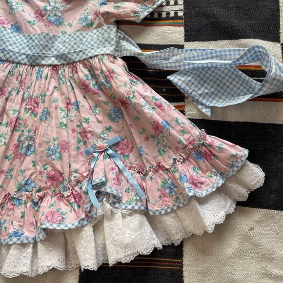 Vintage Mini World Ruffled Floral Dress. USA. 100% Cotton. Size 4T. Rare. - Picture 13 of 16